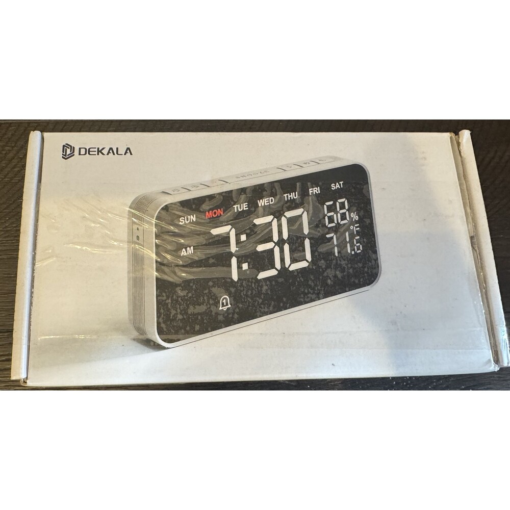 Dekala Bed Shaker Loud Alarm Clock for Heavy Sleepers Vibrating Dual Alarm New